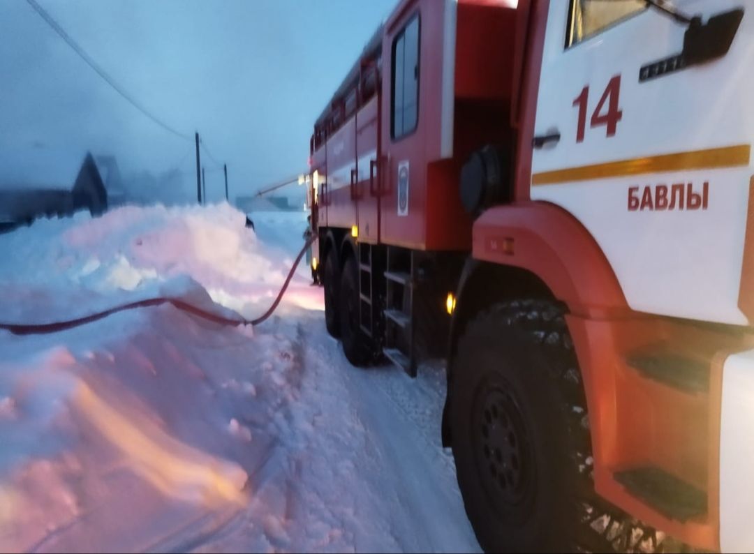 Сегодня в Бавлах произошел пожар по улице Загородная