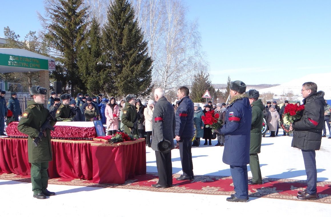 В Бавлинском районе похоронили Станислава Герасимова, героически погибшего в ходе спецоперации в Украине