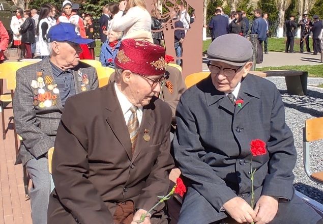 В нижней части города прошел митинг, посвященный 77-й годовщине Великой Победы (ФОТОГАЛЕРЕЯ)