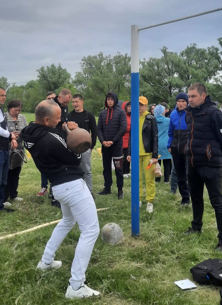 В Бавлинском районе прошел вечерний Сабантуй