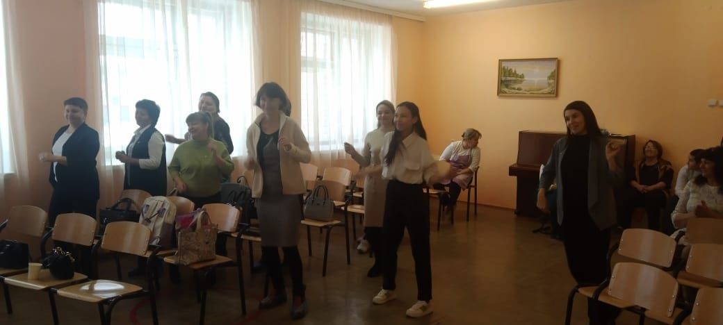 Педагогов Бавлинского района пригласили на день открытых дверей в Александровскую школу