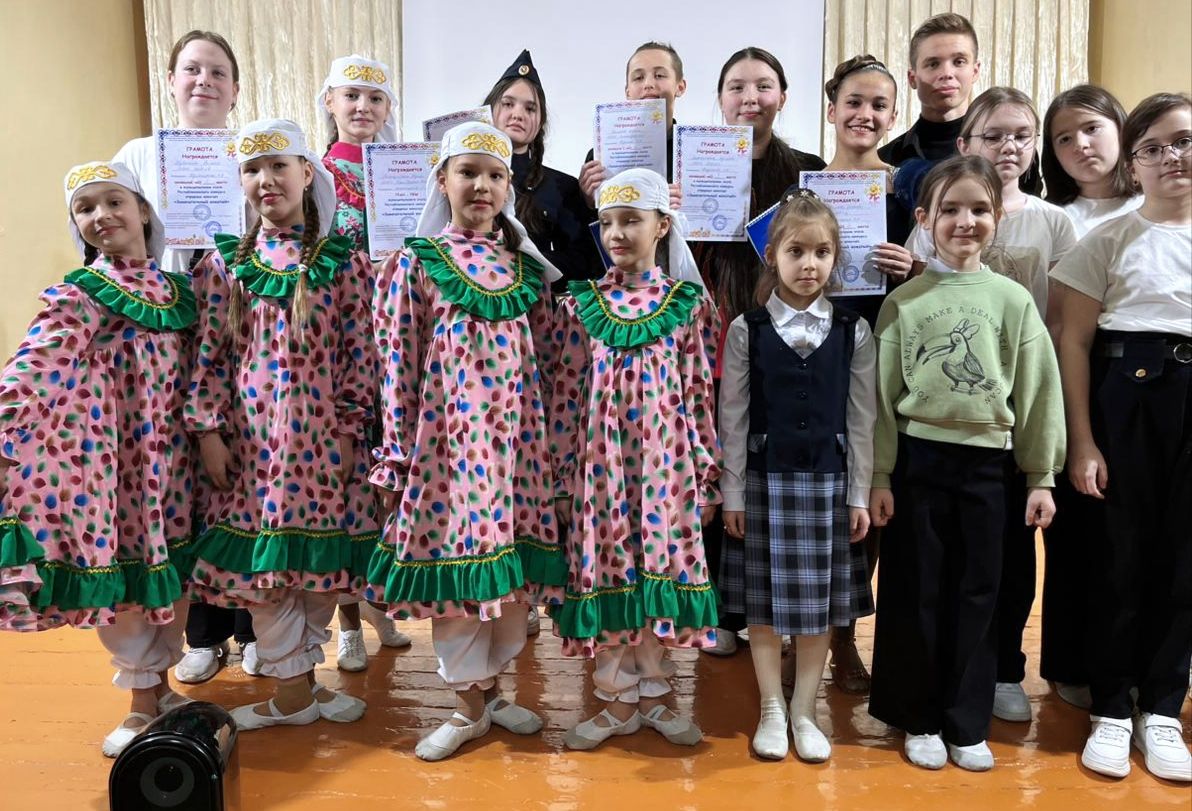Их называют наставниками детства - бавлинские вожатые показали свои навыки