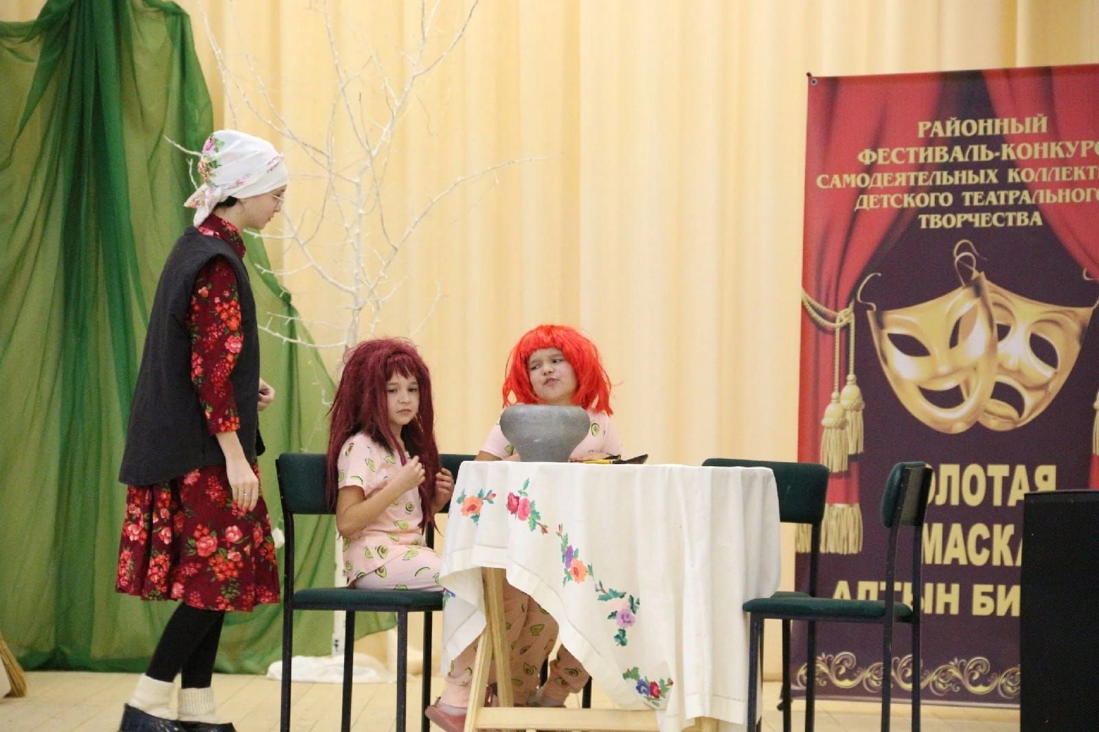 Кызылъярның кечкенә артистлары зур сәхнә турында хыяллана