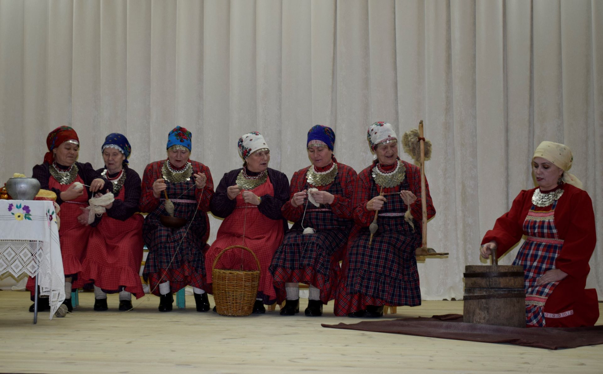 В Бавлах стартовал районный фестиваль «Традиции живая нить»