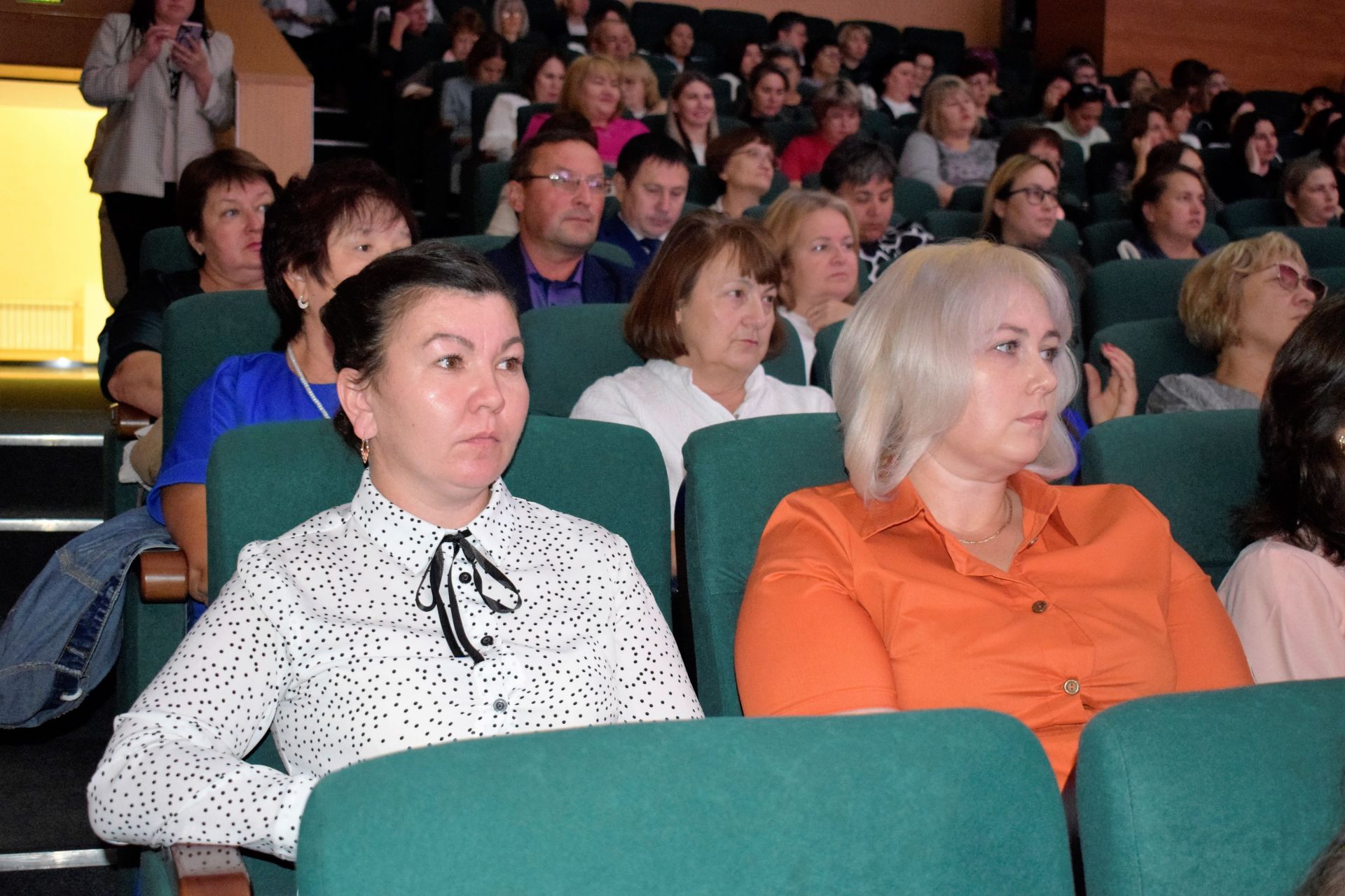 В Бавлах чествовали педагогов