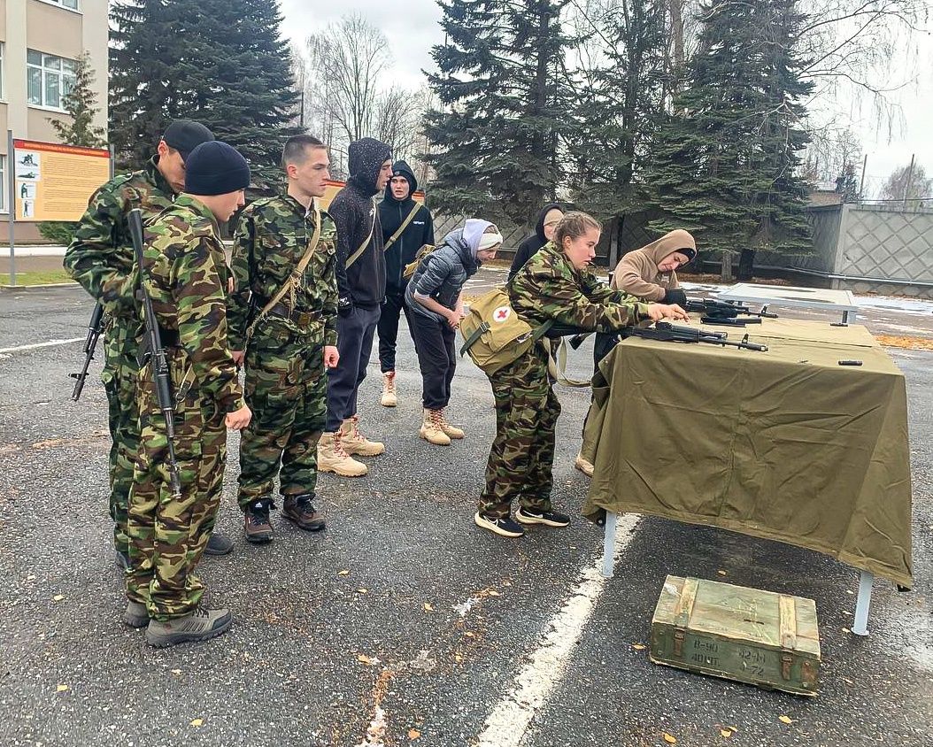 Юнармейцы школы №5 показали силу и дух на Республиканском слете военно-патриотических клубов