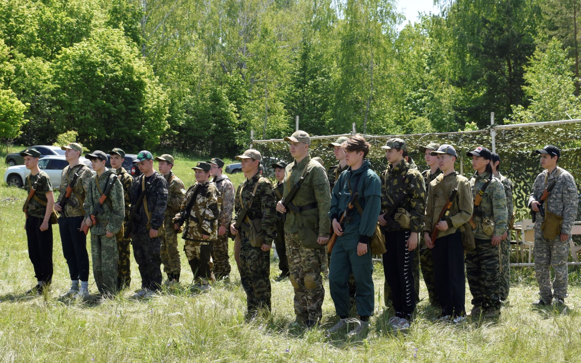 В Бавлах проходят военно-патриотические сборы старшеклассников