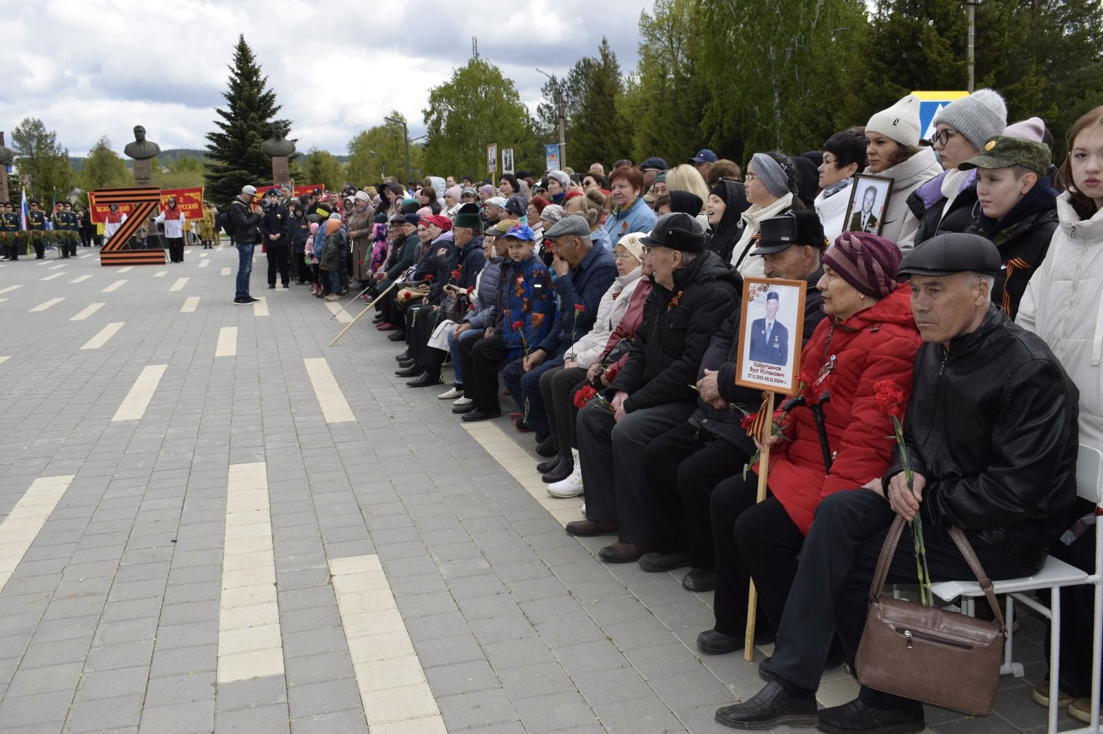 В Бавлах прошел митинг памяти