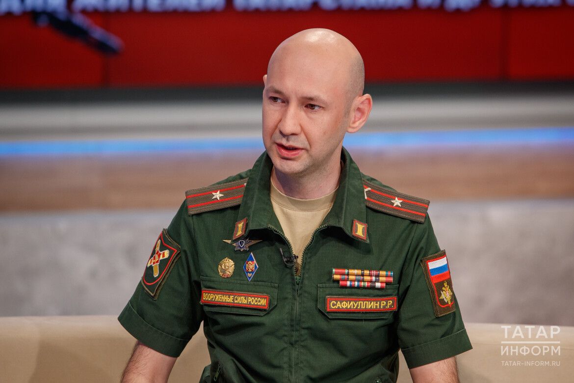 На телемарафоне «Вступай в армию Победу!» рассказали, почему выгодно подписать контракт в Татарстане