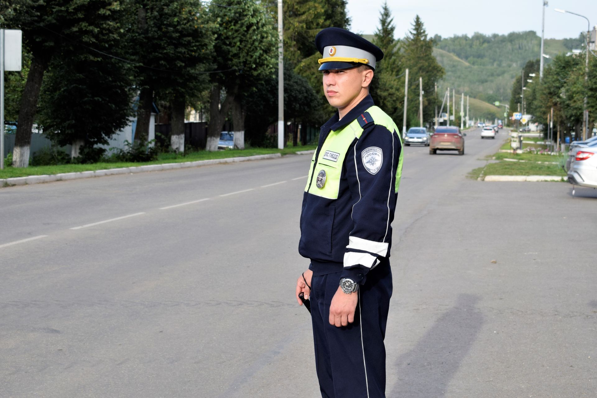 В Бавлах автоинспекторы проверили безопасность перевозки детей