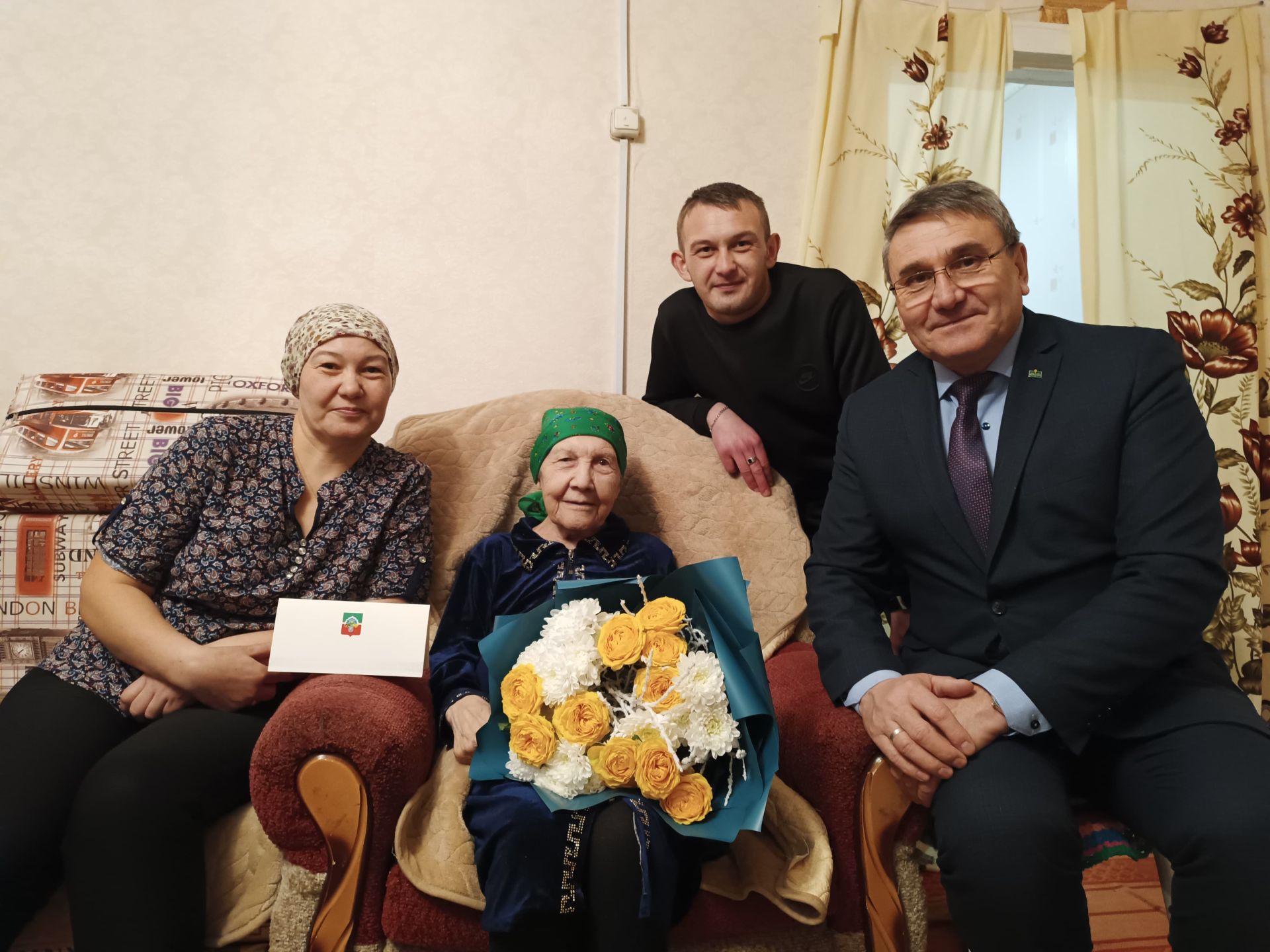 Баулы юбиляры йөз яшькә җитәргә вәгъдә бирде
