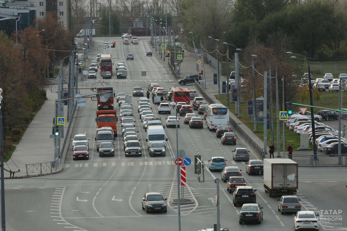 За выезд на перекресток, где образовался затор, водителя ждет штраф – автоюрист