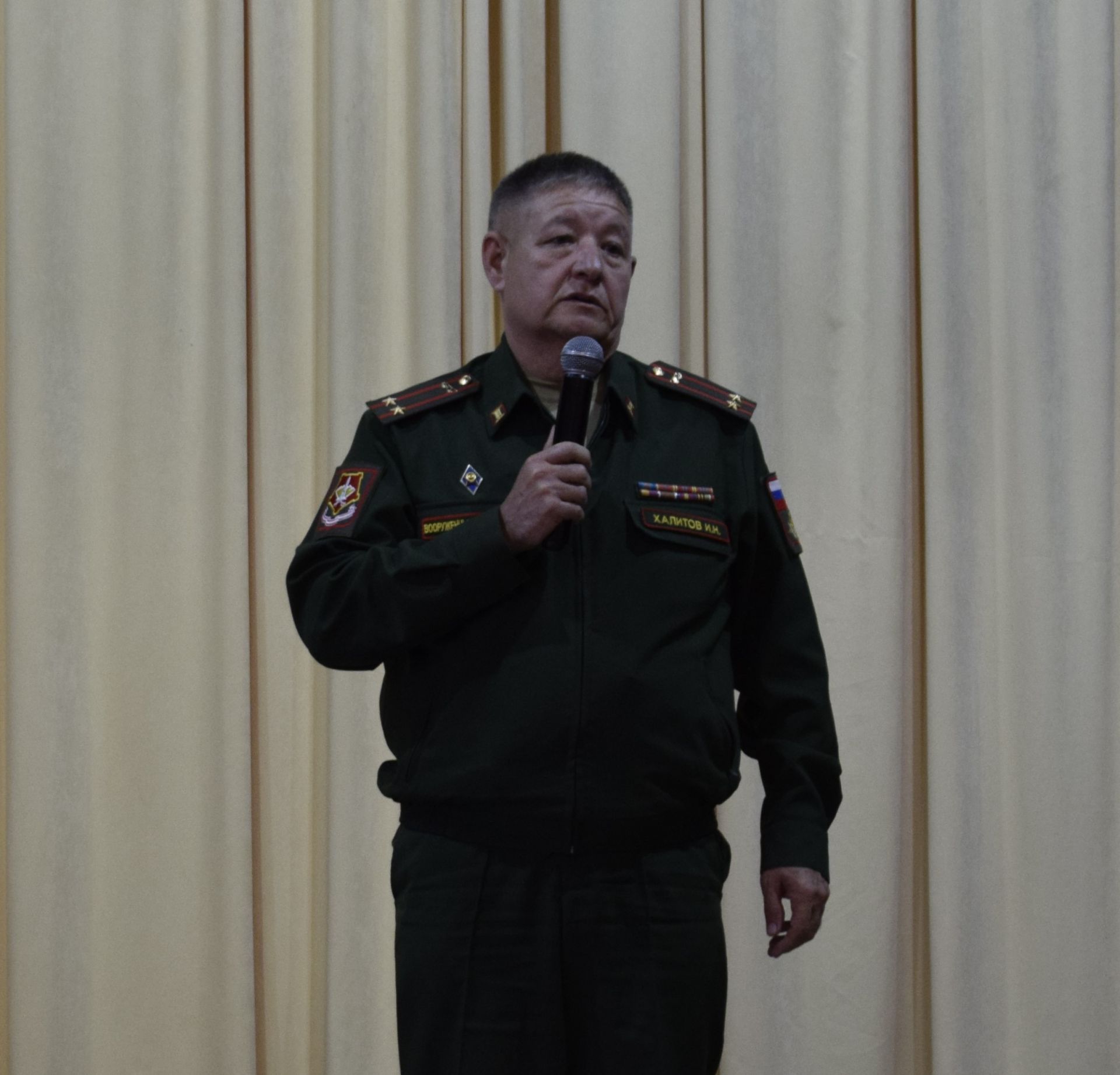 Баулы укучыларына хәрби уку йортларына керү нечкәлекләре турында