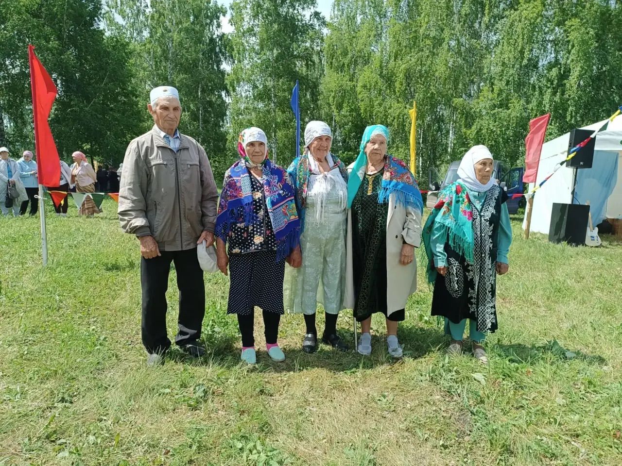 Баулы районында әби-бабайлар күңел ачты (фоторепортаж)
