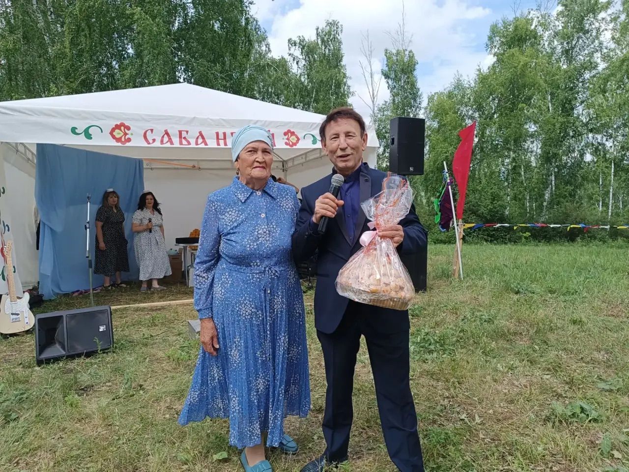 Баулы районында әби-бабайлар күңел ачты (фоторепортаж)