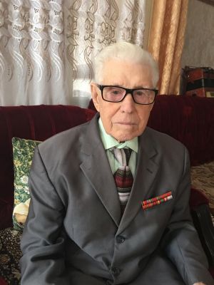 Дорогого отца, любимого дедушку Саитахмета Хафизова поздравляем с днем рождения!