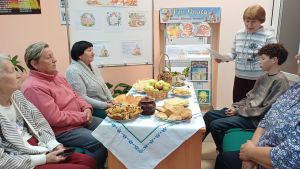 Фольклорные посиделки «Три Спаса» объединили жителей Николашкинского поселения в атмосфере народных традиций