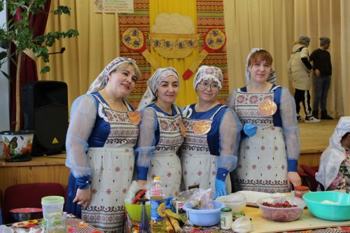 Бавлинцы отметили Всемирный день пельменя (фотогалерея)