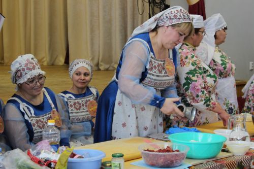 Бавлинцы отметили Всемирный день пельменя (фотогалерея)