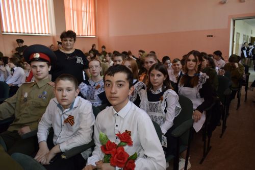Бавлинские ученики вспомнили песни военных лет