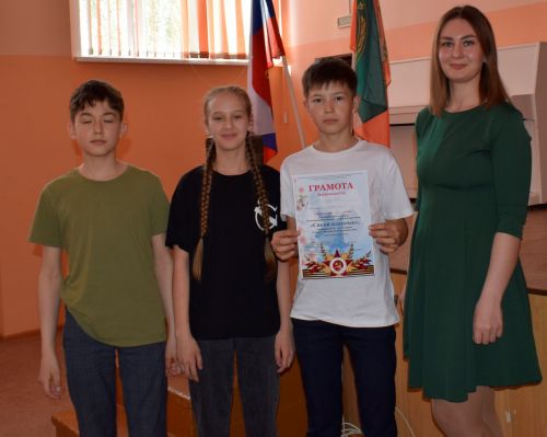 Бавлинские ученики вспомнили песни военных лет