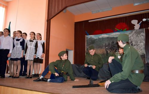 Бавлинские ученики вспомнили песни военных лет