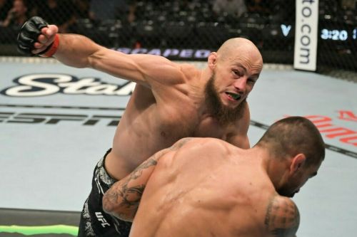 В Татарстан приедут ведущие российские бойцы UFC