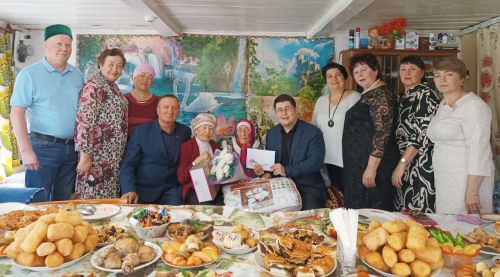 Баулы районы шәфкать туташына 95 яшь тулды