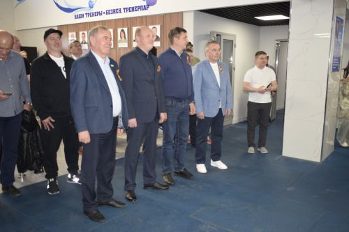 В Бавлах прошёл благотворительный матч «Своих не бросаем»