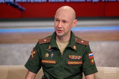 На телемарафоне «Вступай в армию Победу!» рассказали, почему выгодно подписать контракт в Татарстане