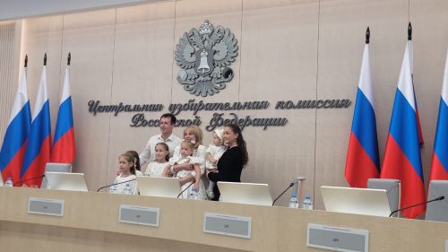Педагоги-волонтеры: Самой необычной просьбой бойцов СВО стали тюбинги
