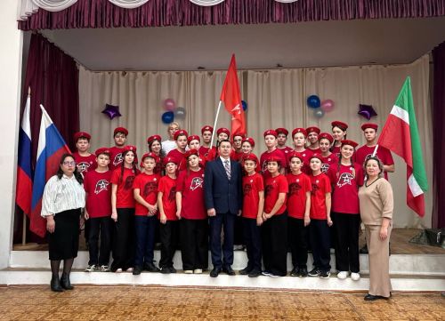 В Бавлах первоклассников посвятили в орлята