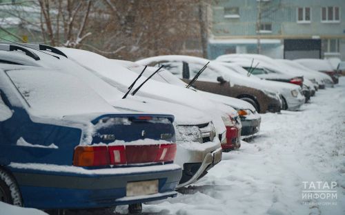 Автоэксперт Лигачев объяснил, как правильно прогревать двигатель машины зимой