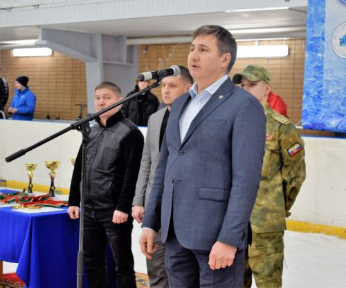 В Бавлах завершился хоккейный турнир «Золотая шайба»