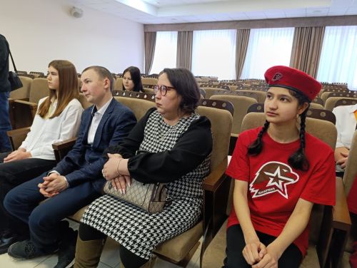 Бавлинские школьники побывали в гостях у главы района