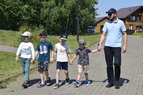 Балалар дини бәйрәмгә җыелды