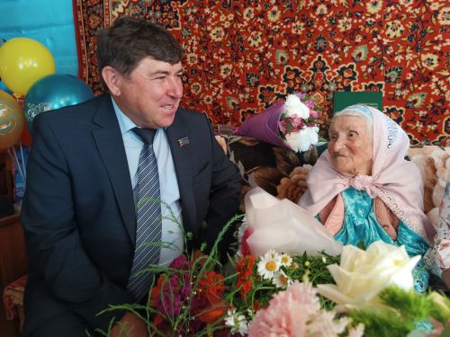Баулы йөзьяшәре: “Мин бик бәхетле”