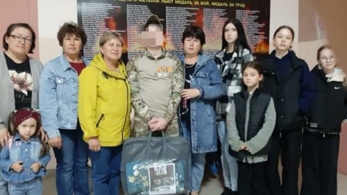 Баулы укучылары сугышчы белән очрашкан