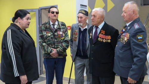 Баулы ветераннар советы активистлары «Яшьләр дөньясы» яшьләр үзәгендә булдылар