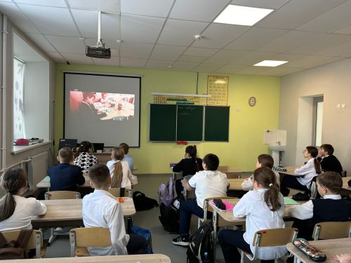 В школах Бавлов проходят уроки антикоррупционного воспитания