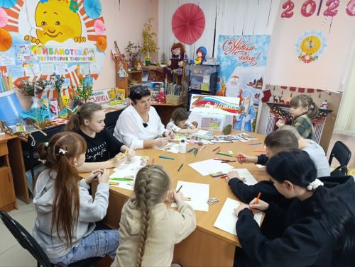 В Бавлинском районе школьники отправят бойцам брелки и письма
