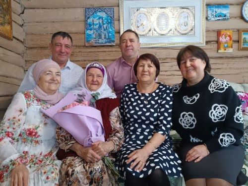 Баулы юбиляры: “26 балам бар”