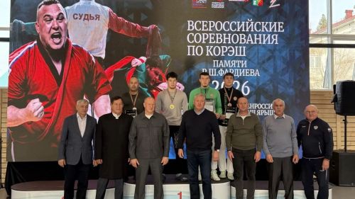 Баулы көрәшчеләре Бөтенроссия ярышларында җиңү яулады
