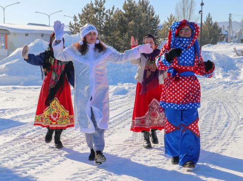 Масленица‑2026 в Бавлах: школьники отметили весенний праздник