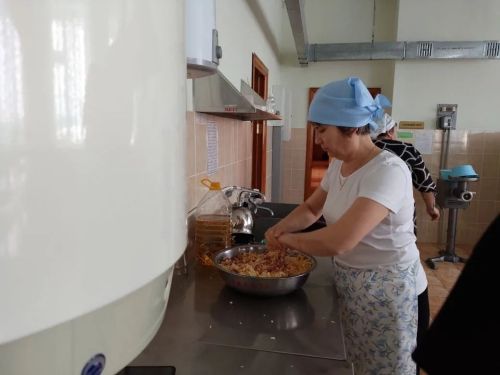Исергәп укучылары бәйрәмгә өчпочмак пешерде