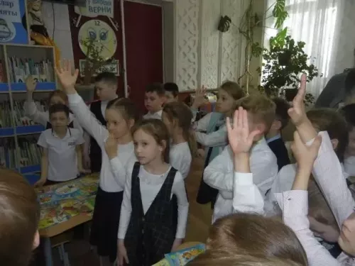 Первоклассники второй школы впервые посетили Бавлинскую детскую библиотеку