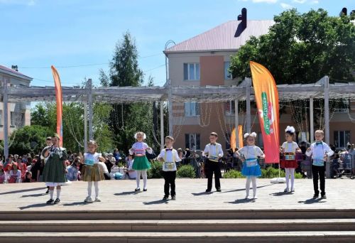 В Бавлах отметили День защиты детей
