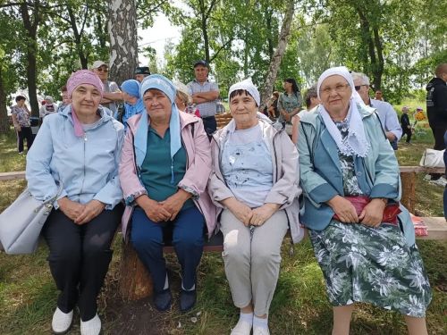 Баулы районында әби-бабайлар күңел ачты (фоторепортаж)