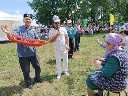 Баулы районында әби-бабайлар күңел ачты (фоторепортаж)