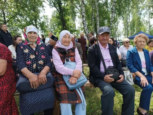 Баулы районында әби-бабайлар күңел ачты (фоторепортаж)